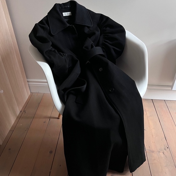 *SOLD* Dries Van Noten gathered shoulders wool coat - Picture 12 of 13